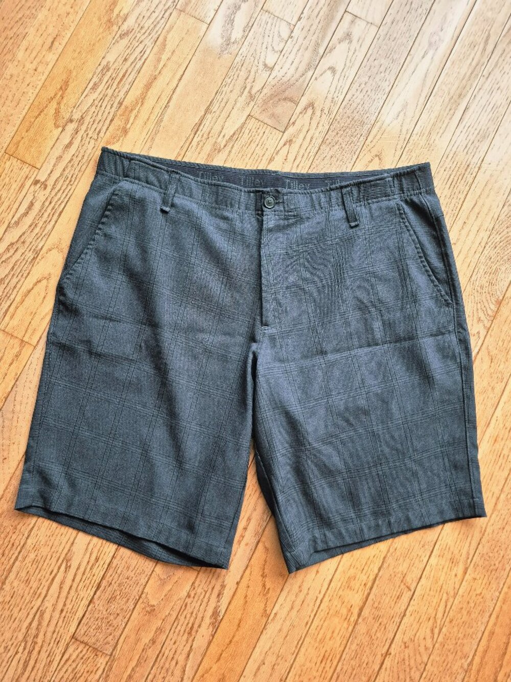 Golf Shorts Tilley Men's Charcoal Plaid Stretch Moisture Wicking 38